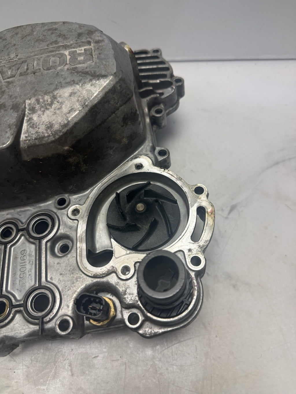 2014-2026 Sea-Doo SPARK Trixx 900 OEM Stator Magneto Housing Cover 420911052