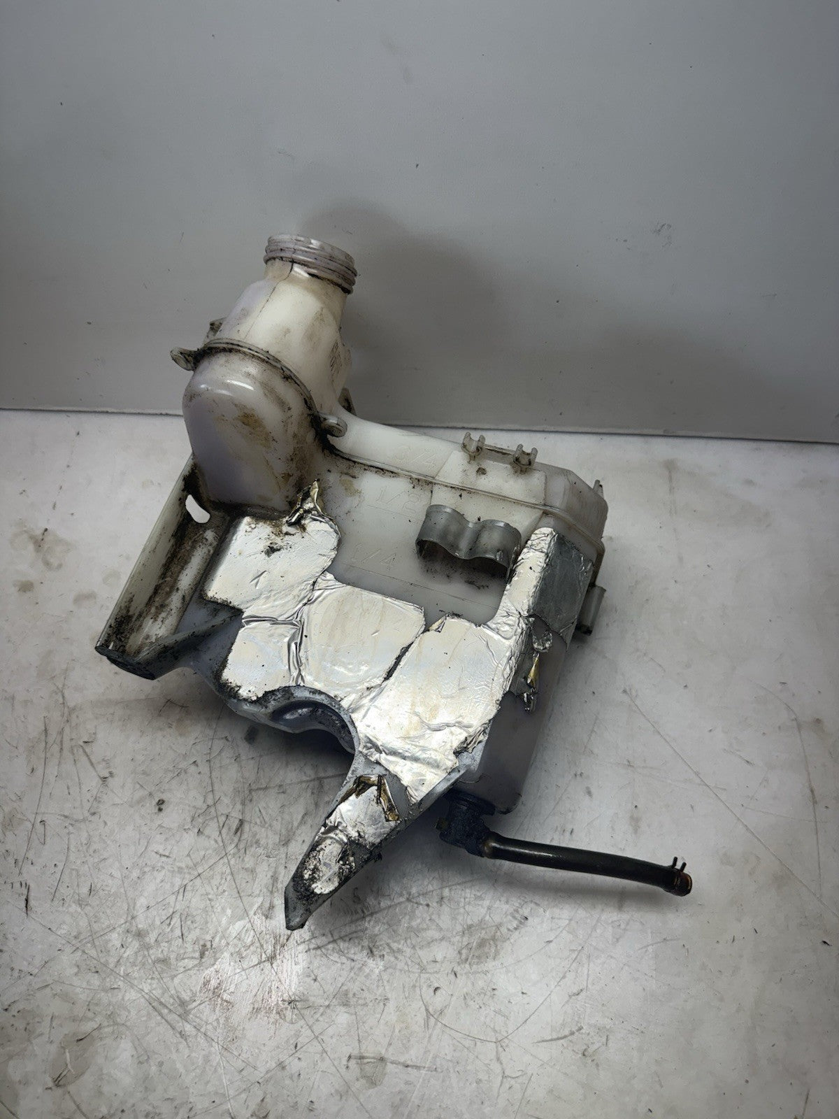 2002-2004 Ski-Doo Legend Grand Touring MXZ Summit 700 Oil Tank Reservoir