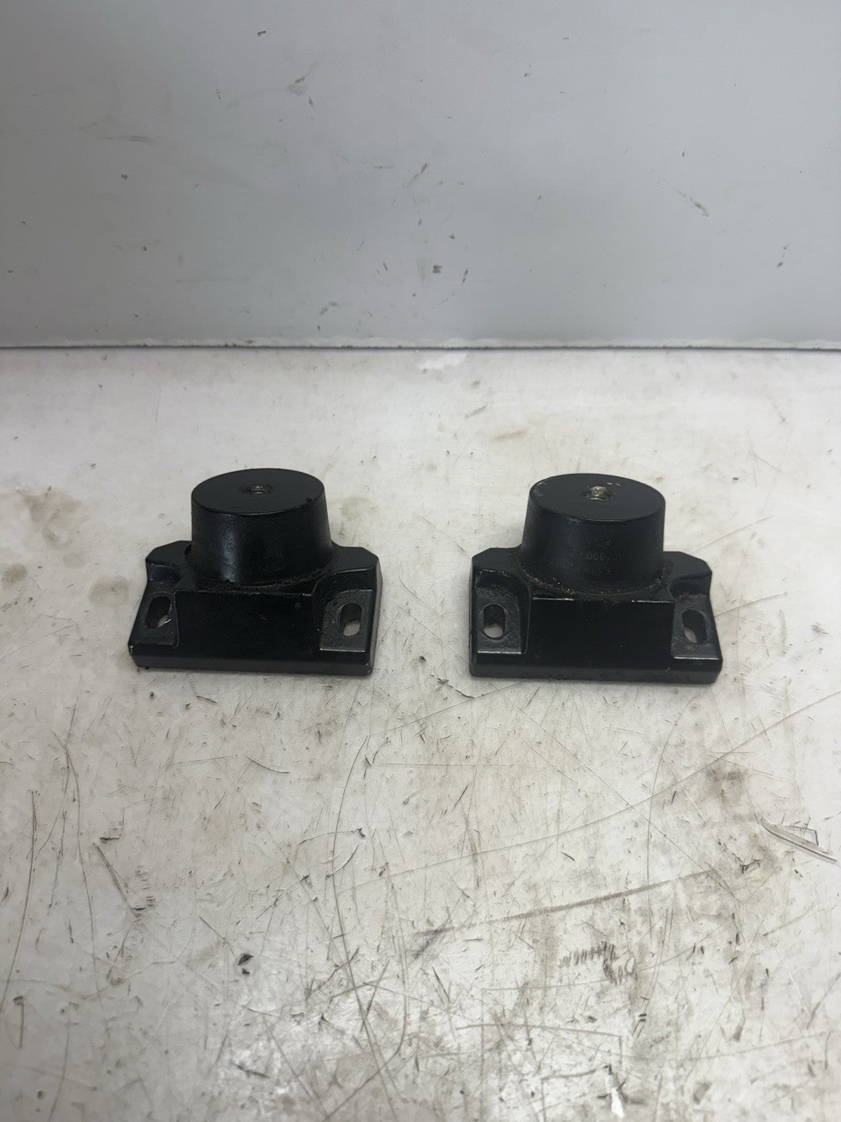 1997 Sea-Doo GSX 787/800 OEM Engine Motor Mounts Set 270000222 270000220