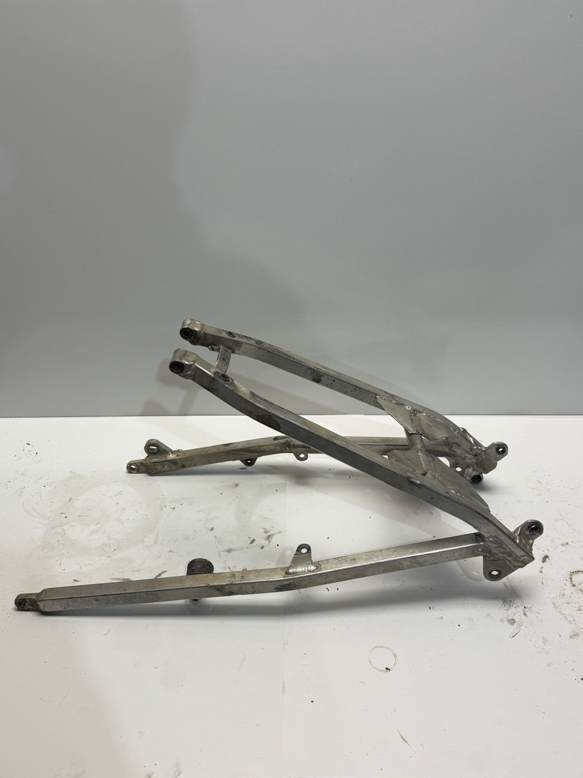 2003-2005 Yamaha YZ250F YZ450F OEM REAR BACK SUB FRAME SUBFRAME ASS’Y