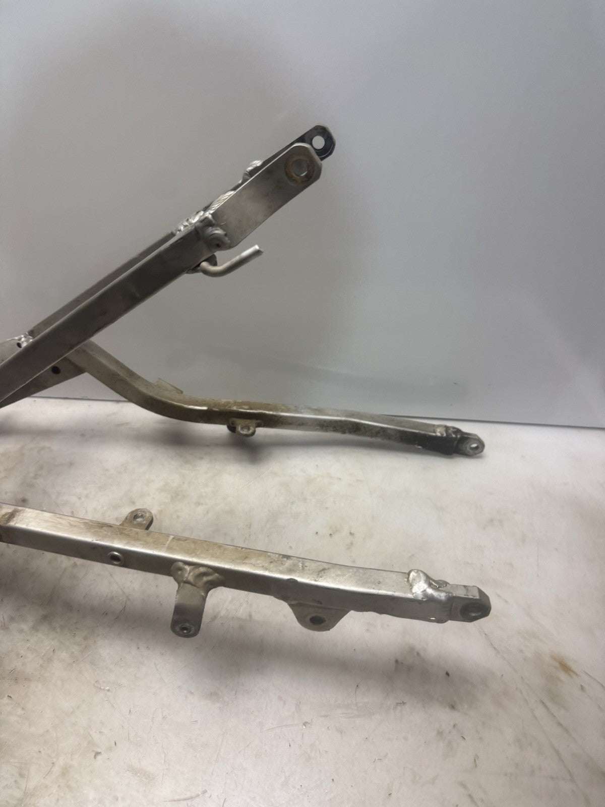 2000-2004 Suzuki DR-Z400E Subframe Rear Tail 41200-29F00