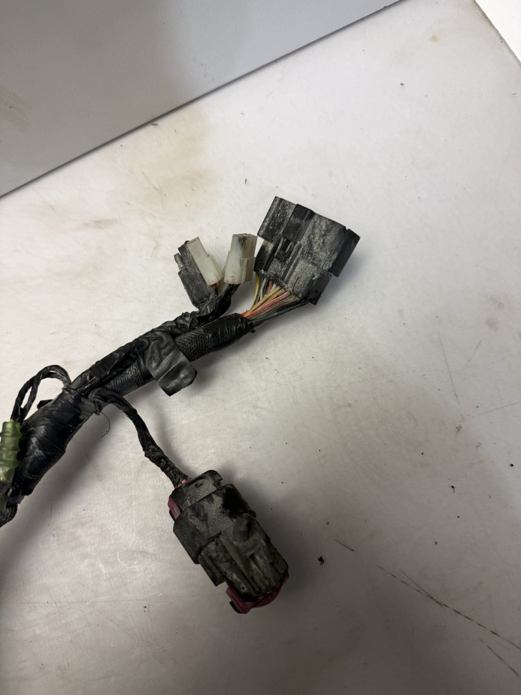 2009 POLARIS RMK 700 144” Main Wiring Harness 2411529