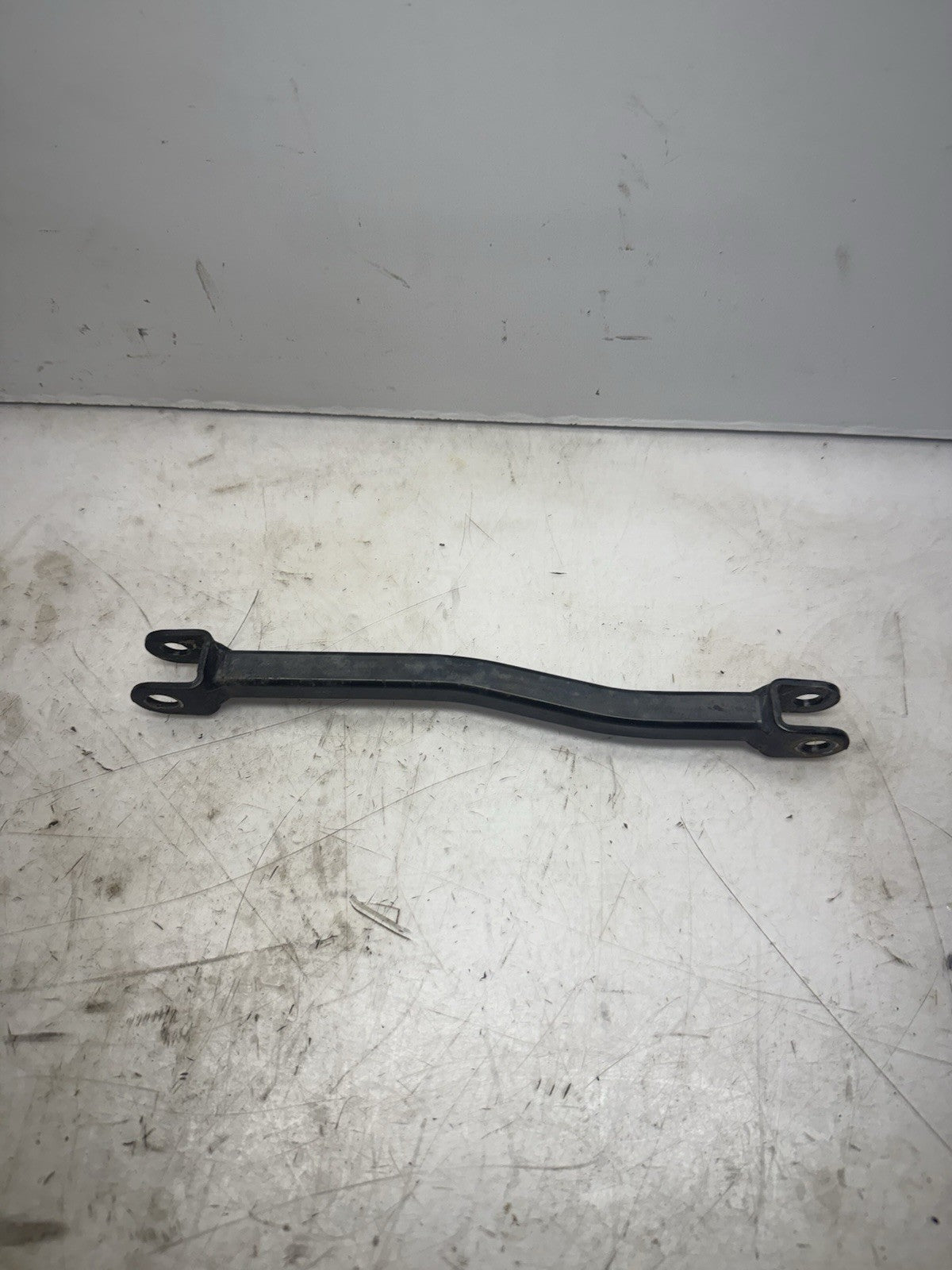 1998-2006 SUZUKI KATANA GSX600F REAR BACK BRAKE TORQUE ROD SHAFT BAR 64310-08F00
