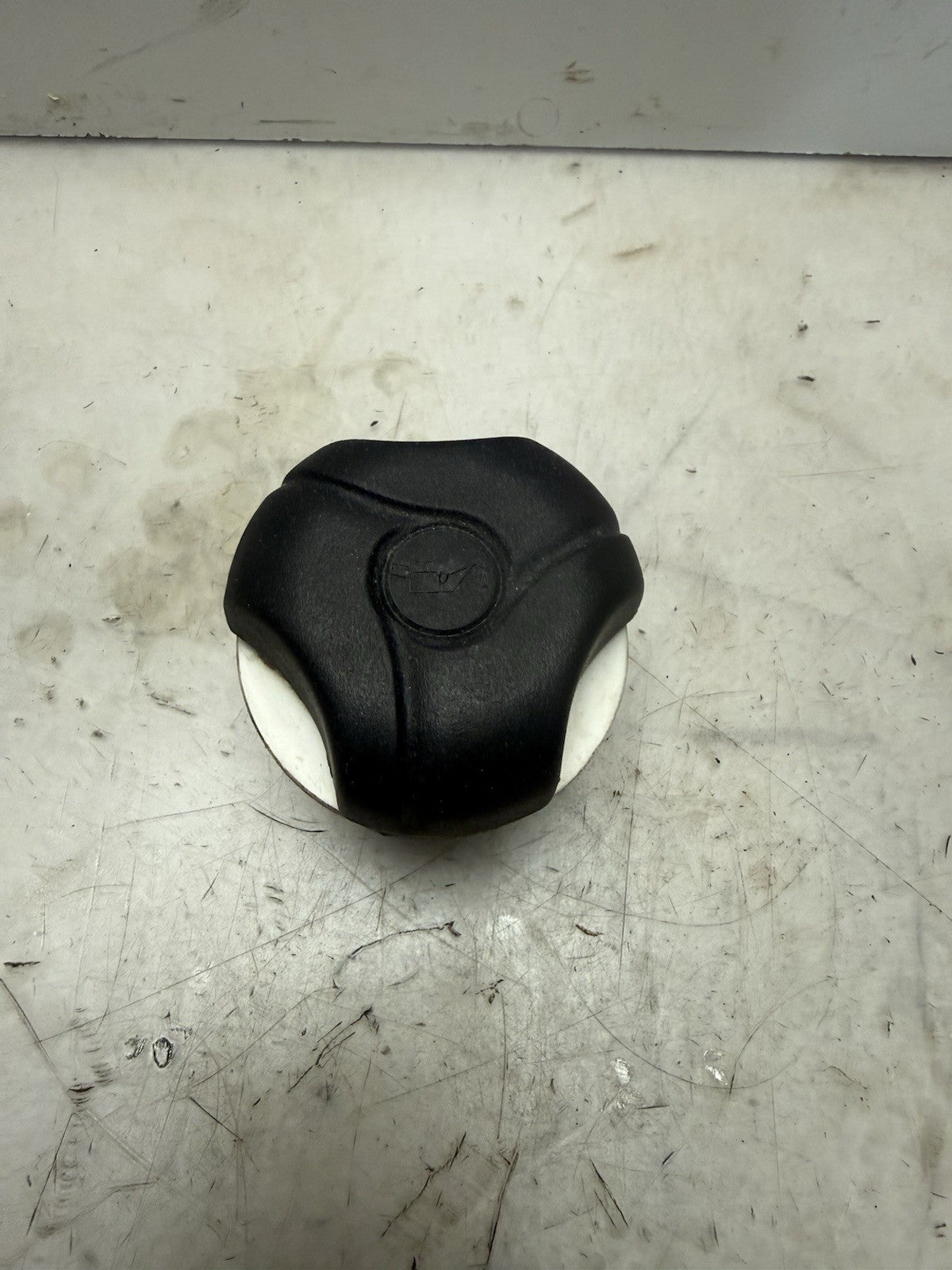 1998-2005 Sea-Doo Sportster 717/720 OEM Oil Filler Neck + Cap 275000142