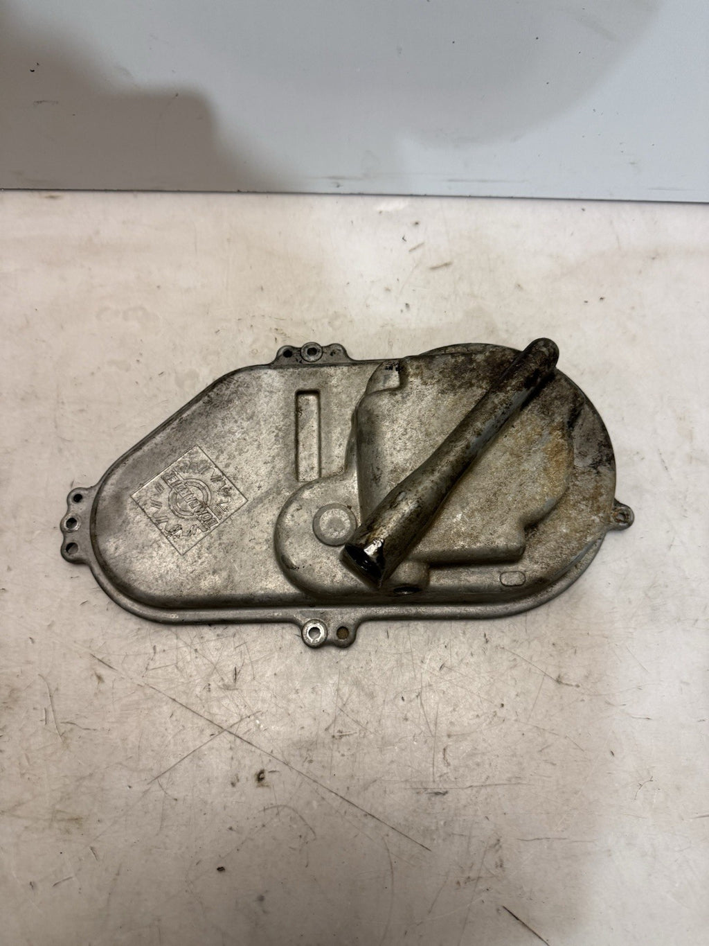 1996-2007 Ski-doo MXZ 670 Formula 500 OEM Chain Case Casting Cover 080037100