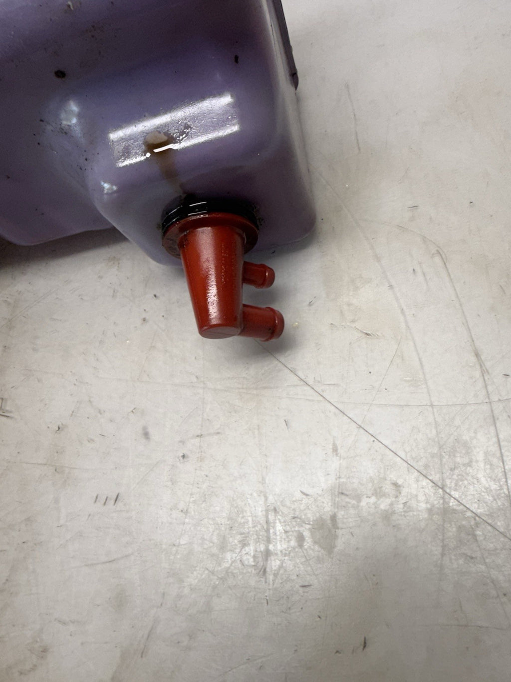 1998-2007 Sea-Doo GTX-DI & RX-DI 951 OEM Oil Tank w/ Fitting 293710070