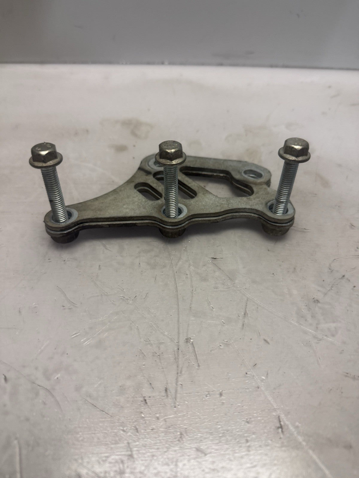 2014-2018 POLARIS SPORTSMAN ACE 325 570 EFI REAR TRANSMISSION MOUNT BRACKETS OEM