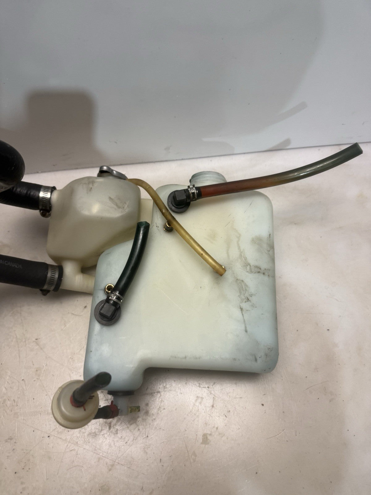1995-1999 Ski-Doo Formula 500 MXZ 583 OEM Coolant / Oil Tank Assy - 572076900