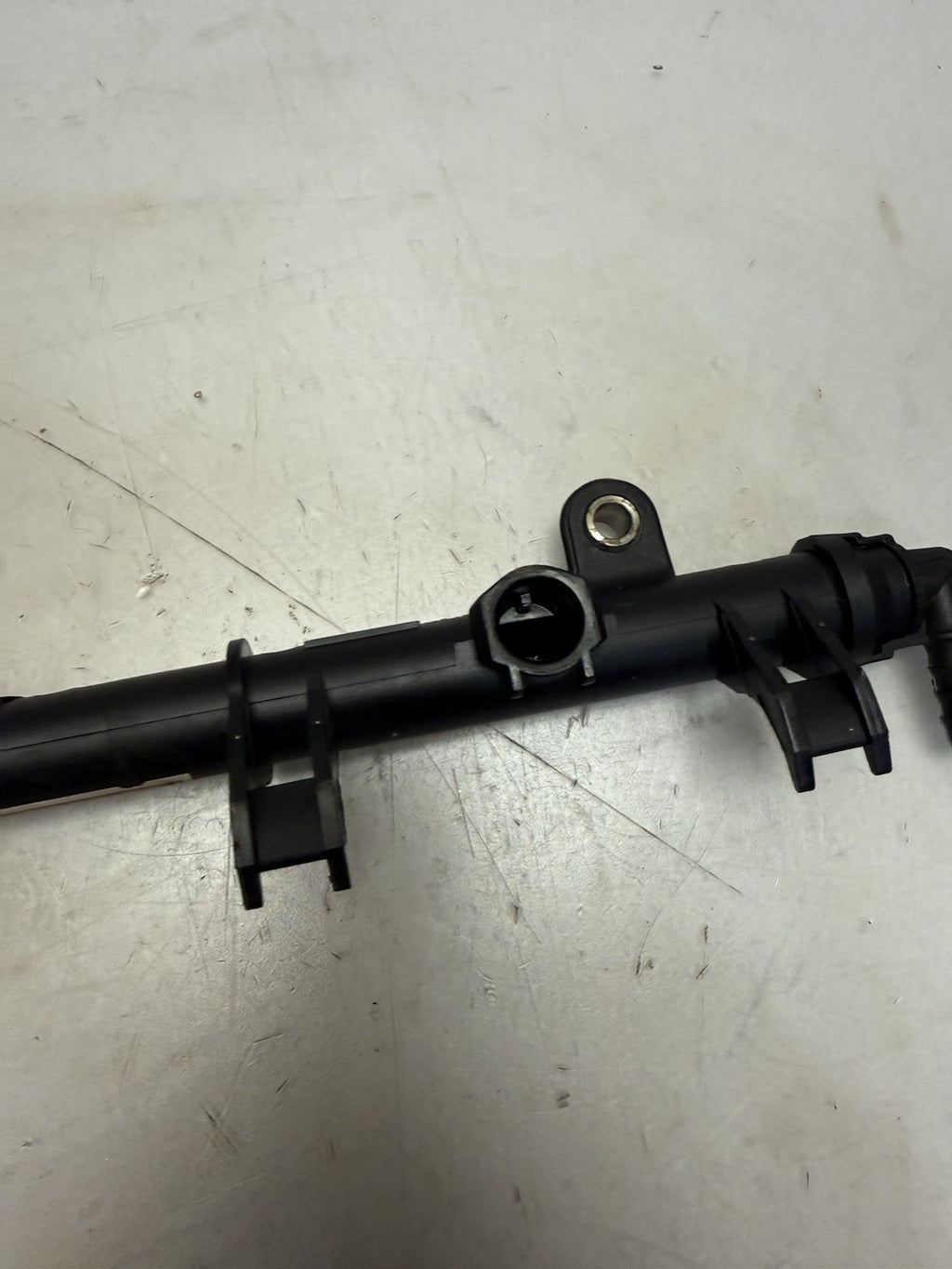 2002-2012 Sea-Doo GTI GTX RXP RXT OEM Gas Fuel Injection Rail Assembly