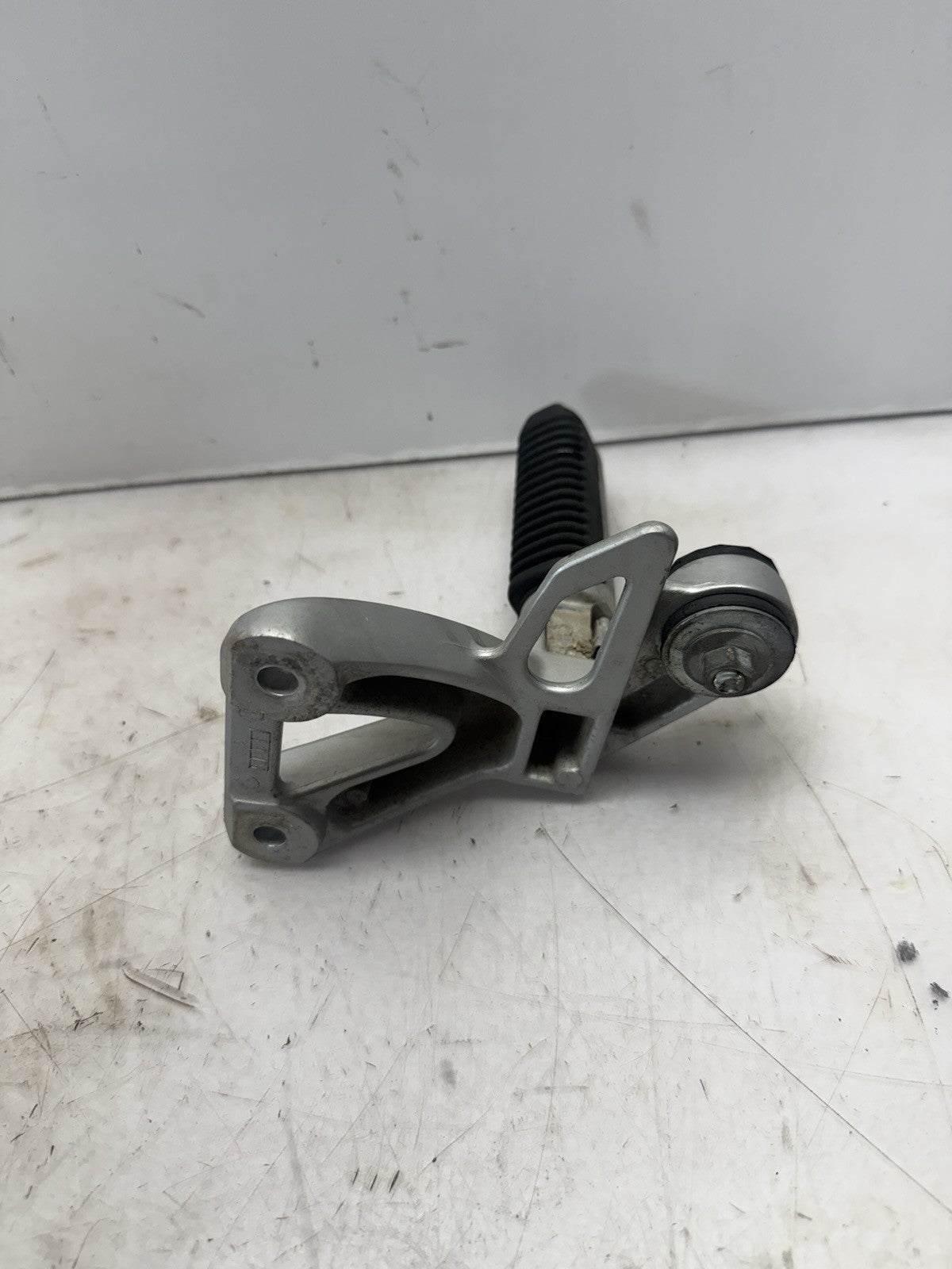 1988-2006 Suzuki GSXF 600 OEM Katana Foot Pegs Rests Left Right Set
