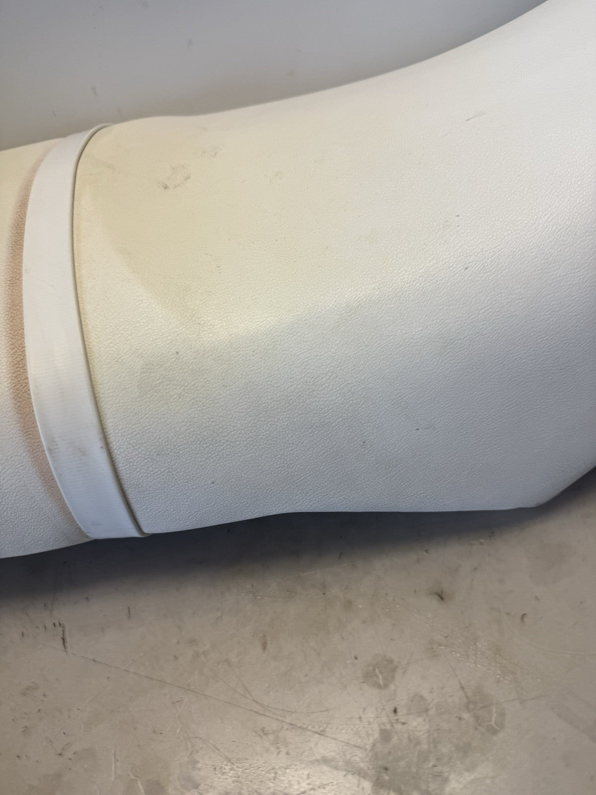 2014 SEA-DOO SPARK 3 UP ROTAX 900 HO ACE OEM SEAT SADDLE 269002914 WHITE
