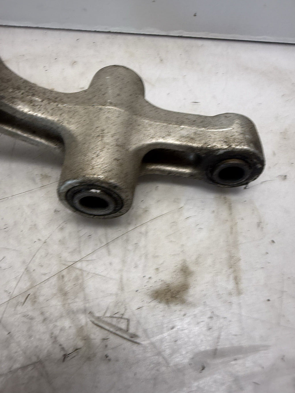 98-06 Suzuki Katana GSX750F GSX600F REAR SHOCK FRAME DOGBONE LINKAGE 62600-08810