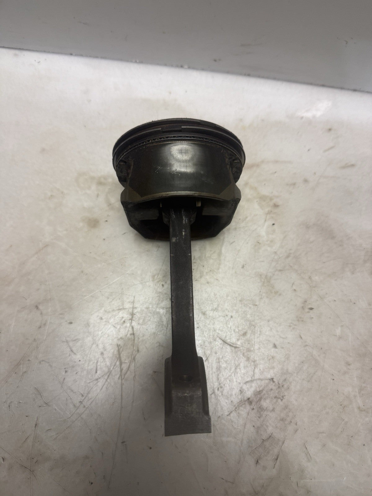 2006-2007 Chevrolet Trailblazer 4.2 OEM 12613195 Engine Piston w/ Connecting Rod