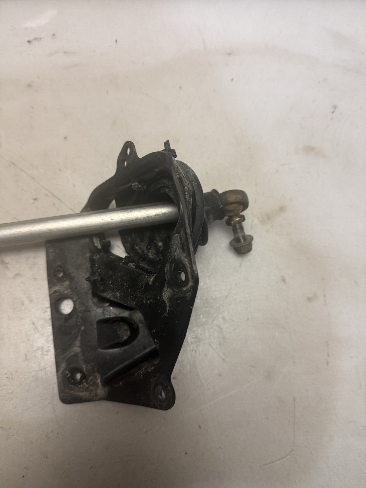 2006-2011 Polaris RMK Dragon OEM Steering Relay Tie Rod w/ Left Cover & Boot