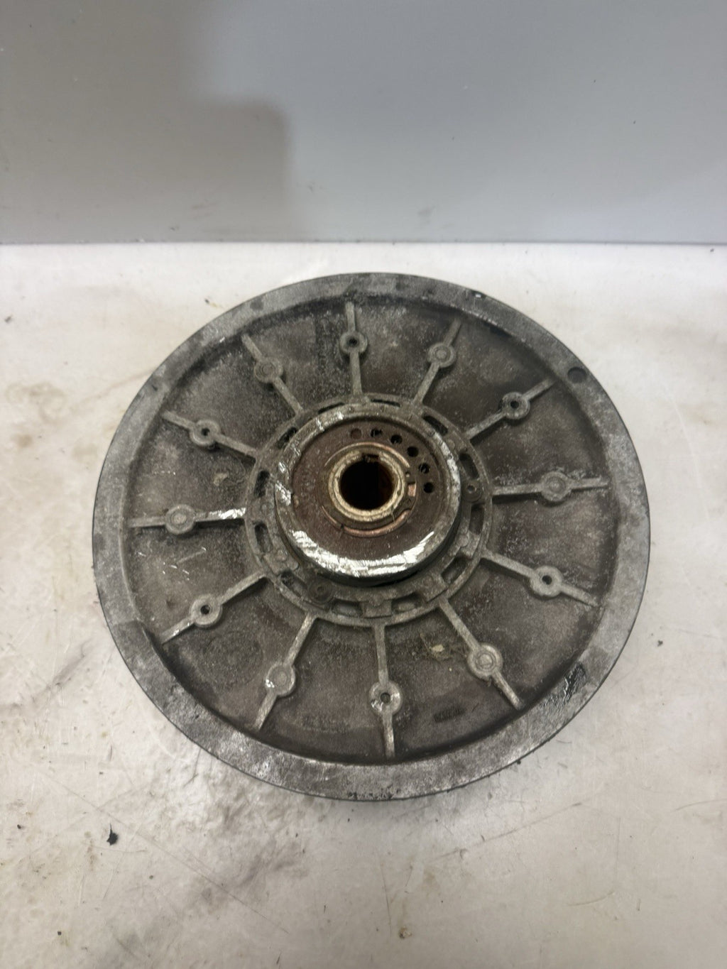 1995 Ski-Doo Formula Deluxe 500 Rotax Snowmobile OEM Secondary Driven Clutch