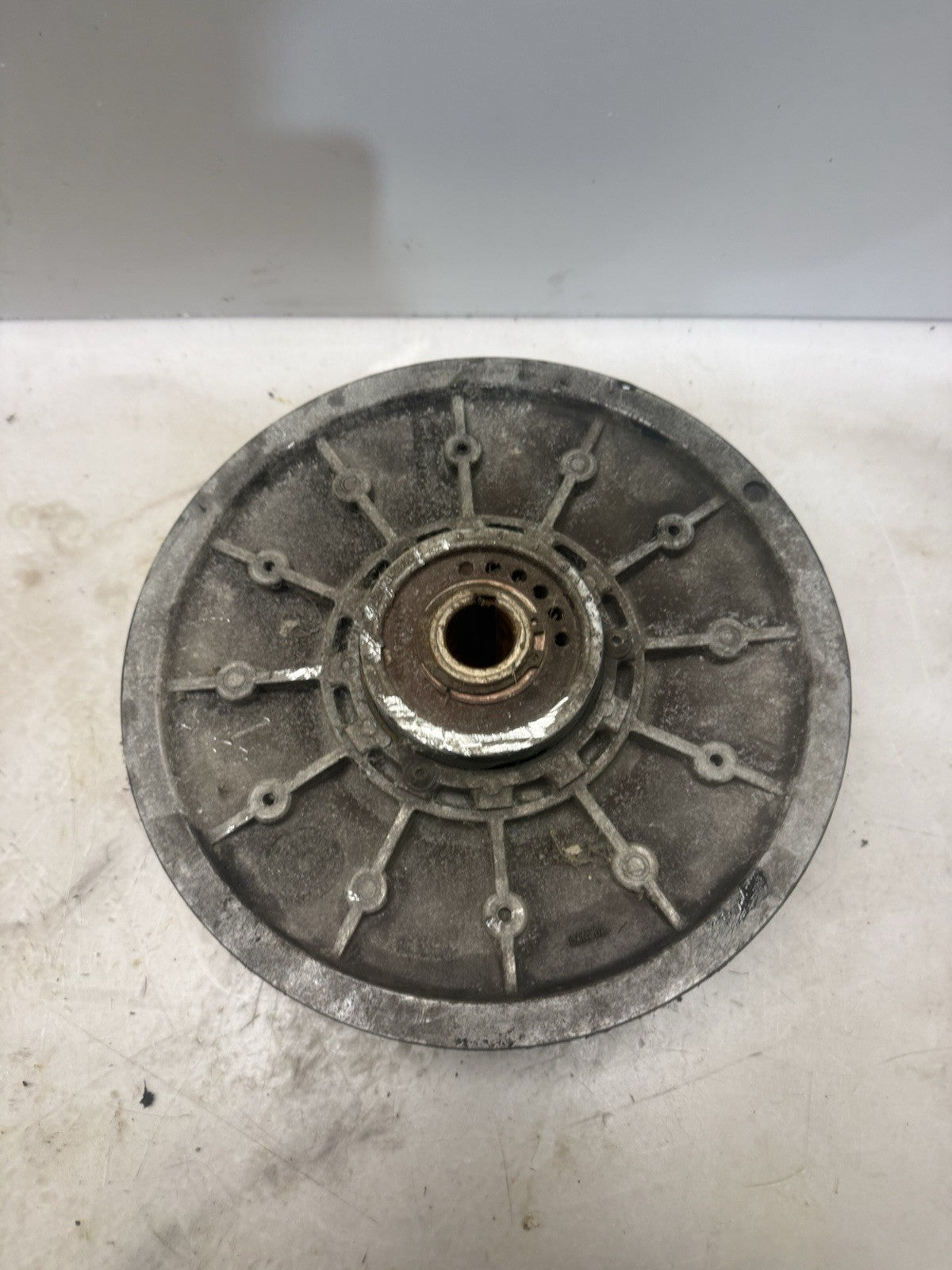 1995 Ski-Doo Formula Deluxe 500 Rotax Snowmobile OEM Secondary Driven Clutch