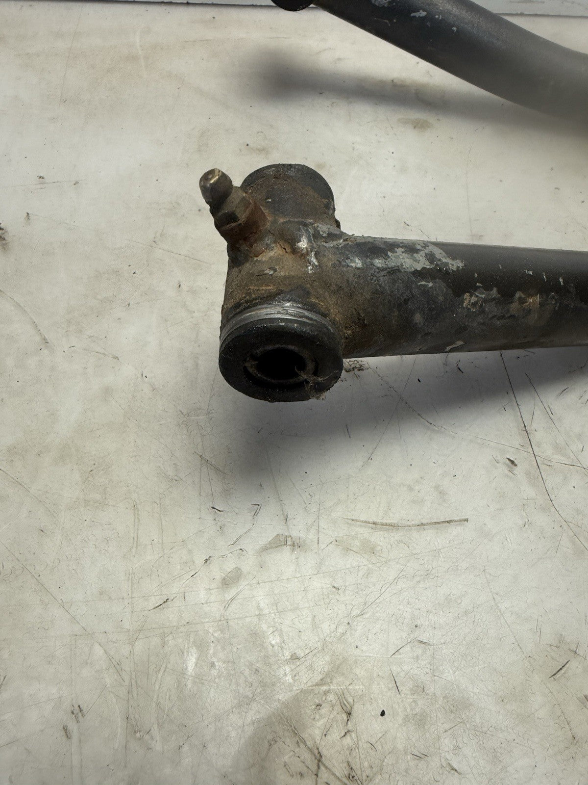 2004-2013 Yamaha YFZ450 OEM RIGHT RH LOWER CONTROL A-ARM