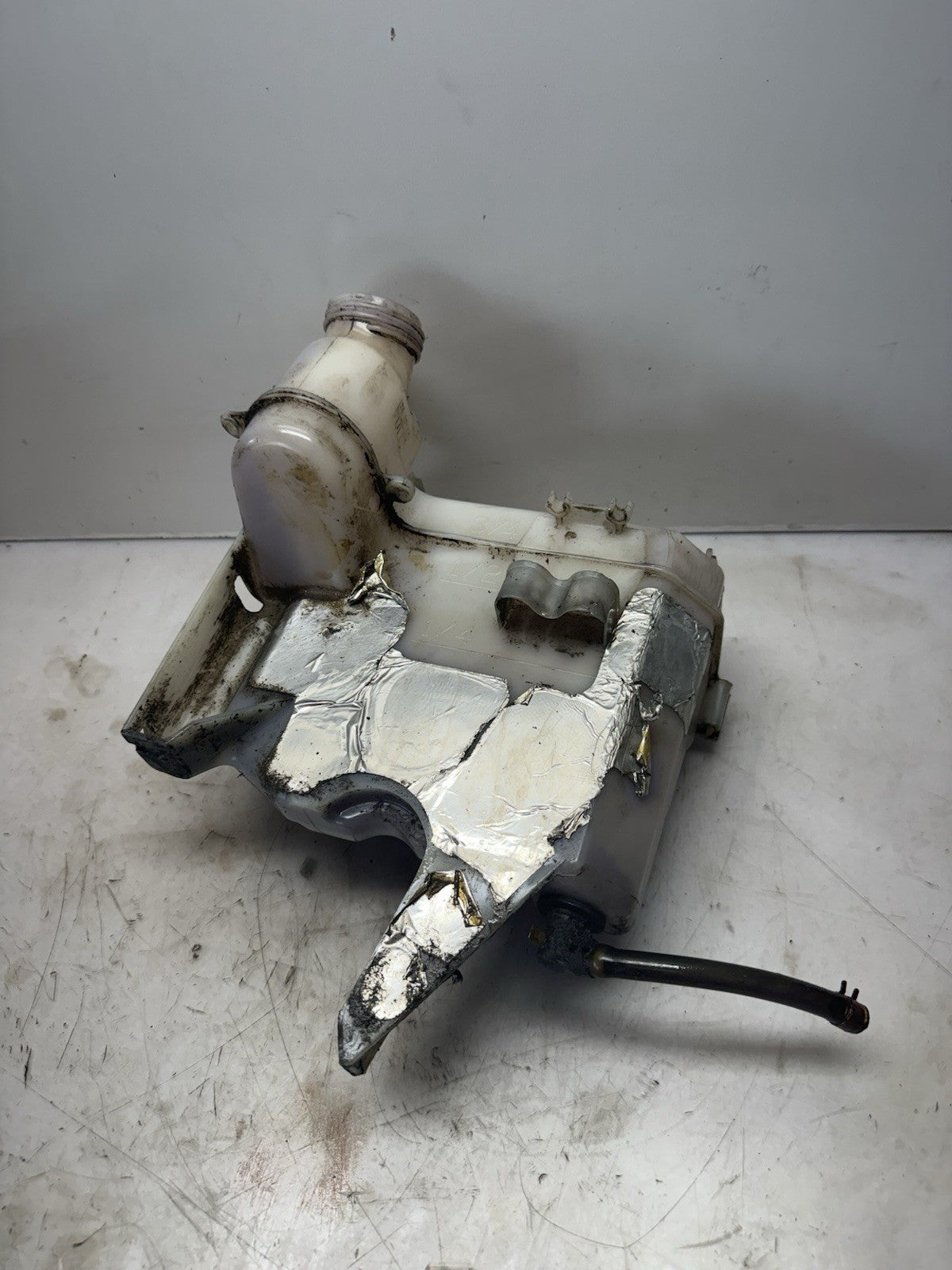 2002-2004 Ski-Doo Legend Grand Touring MXZ Summit 700 Oil Tank Reservoir