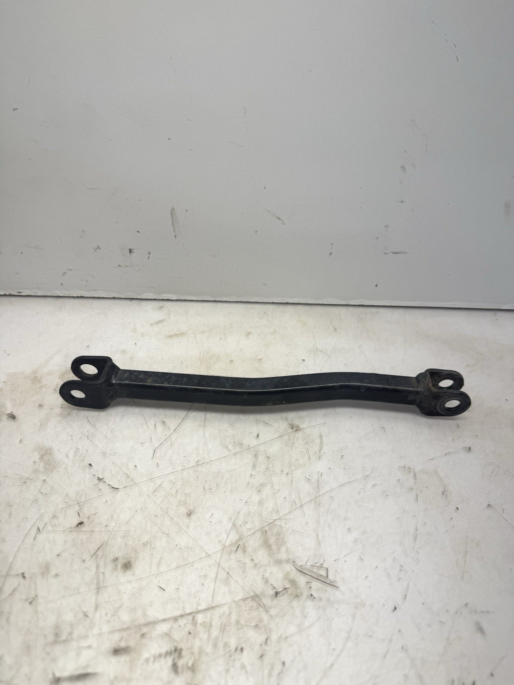 1998-2006 SUZUKI KATANA GSX600F REAR BACK BRAKE TORQUE ROD SHAFT BAR 64310-08F00