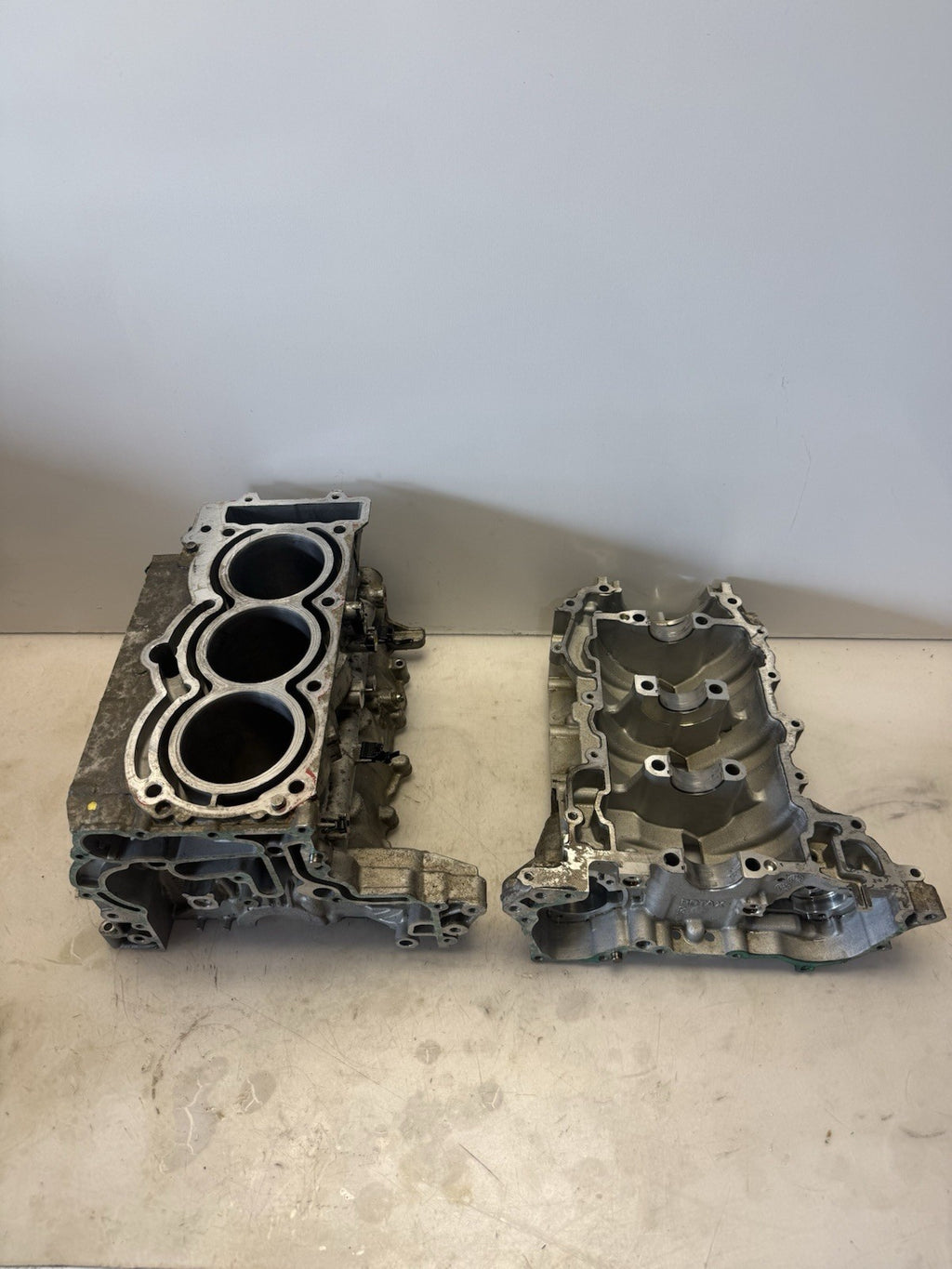 GOOD 2014-2026 Sea-Doo SPARK 900 Trixx OEM Cylinder Crankcase Block 420894026