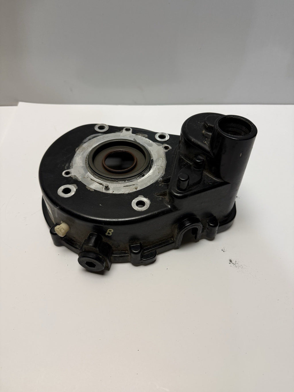 1999-2004 Polaris Virage Genesis OEM Stator Flywheel Case Housing 1201938