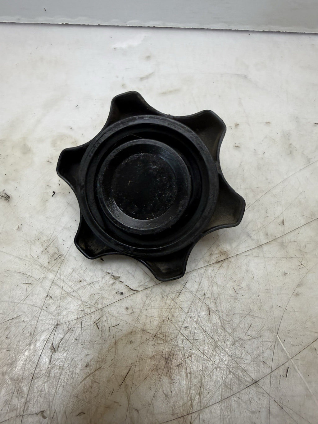 1999-2009 Ski-Doo OEM Oil Tank Reservoir Cap Cover MXZ 600 519000017 519000042