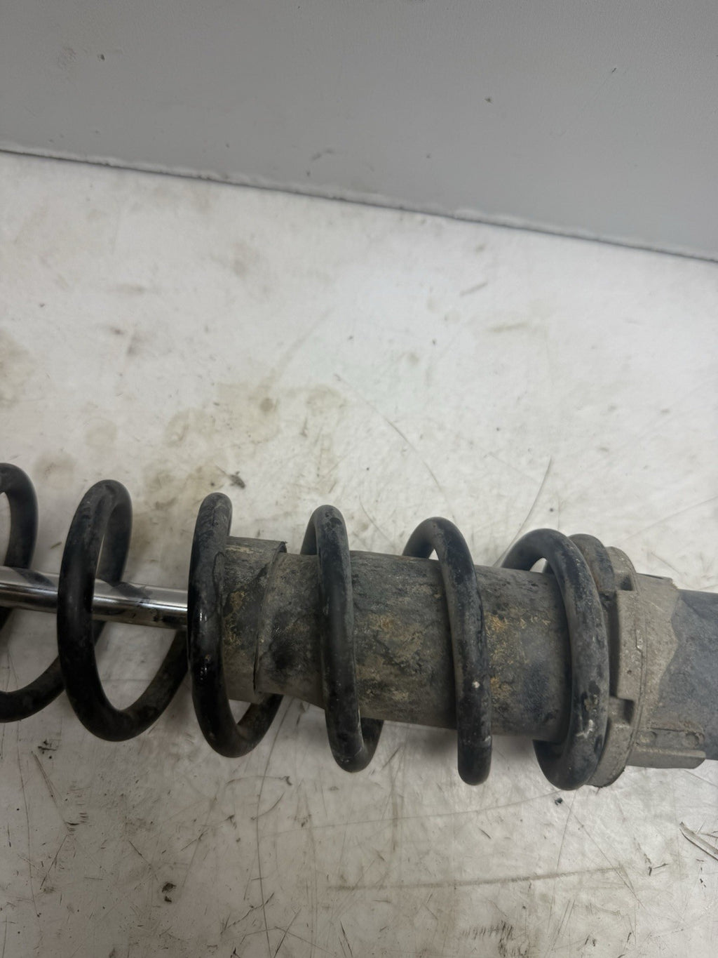 2009-2026 Polaris Sportsman Xp 850 OEM Front Suspension Shock Absorber 7043464