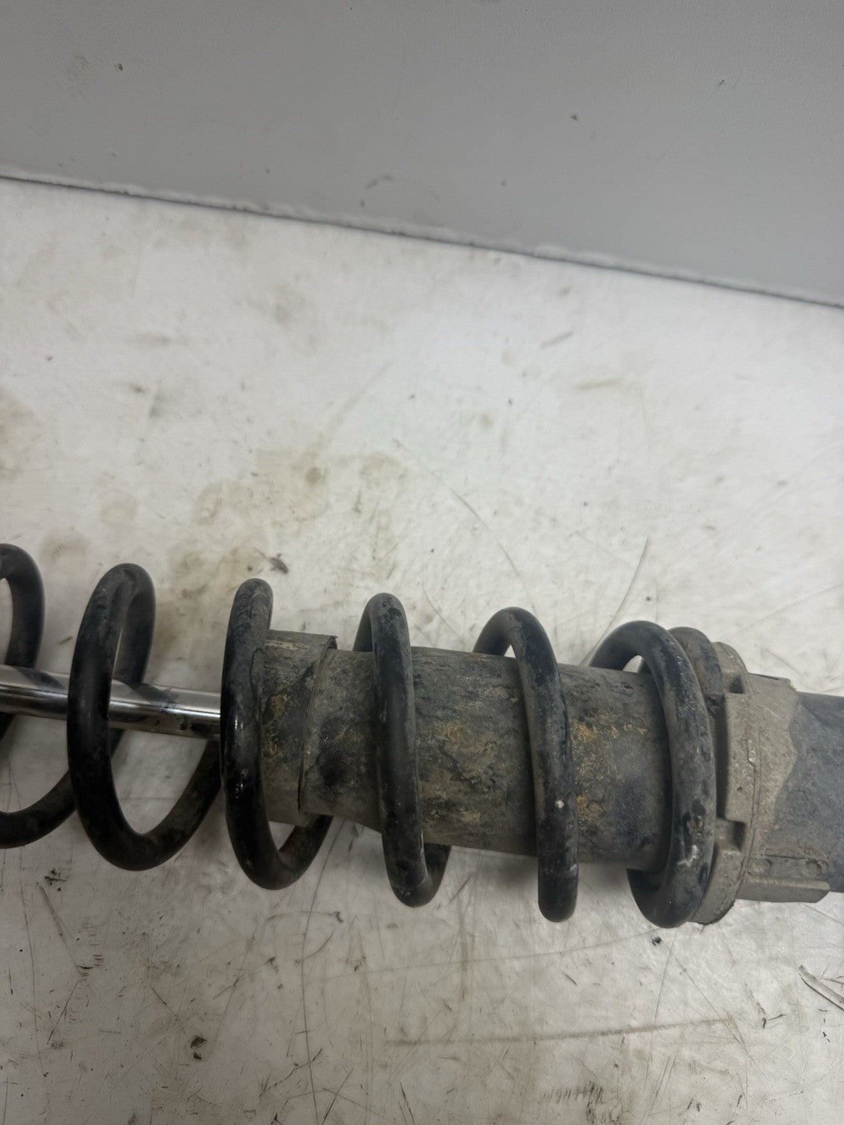 2009-2026 Polaris Sportsman Xp 850 OEM Front Suspension Shock Absorber 7043464