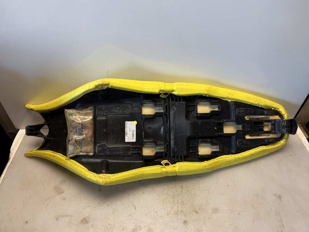 2016-2017 SEA-DOO SPARK 3 UP ROTAX 900 HO ACE OEM SEAT SADDLE SUNBURST YELLOW