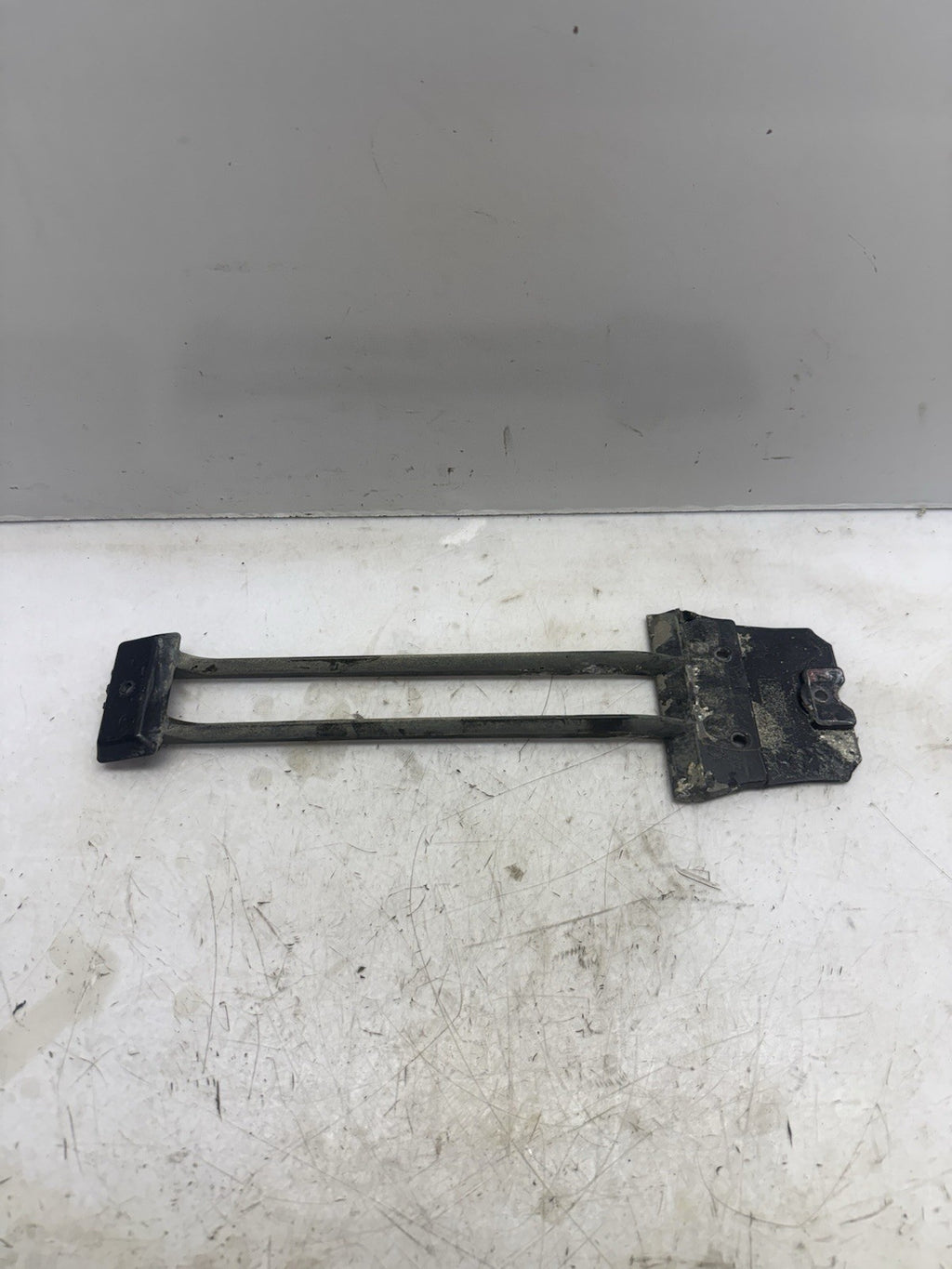 2004-2006 Sea-Doo GTX 155 / RXT 215 OEM Jet Pump Intake Grate 271001459