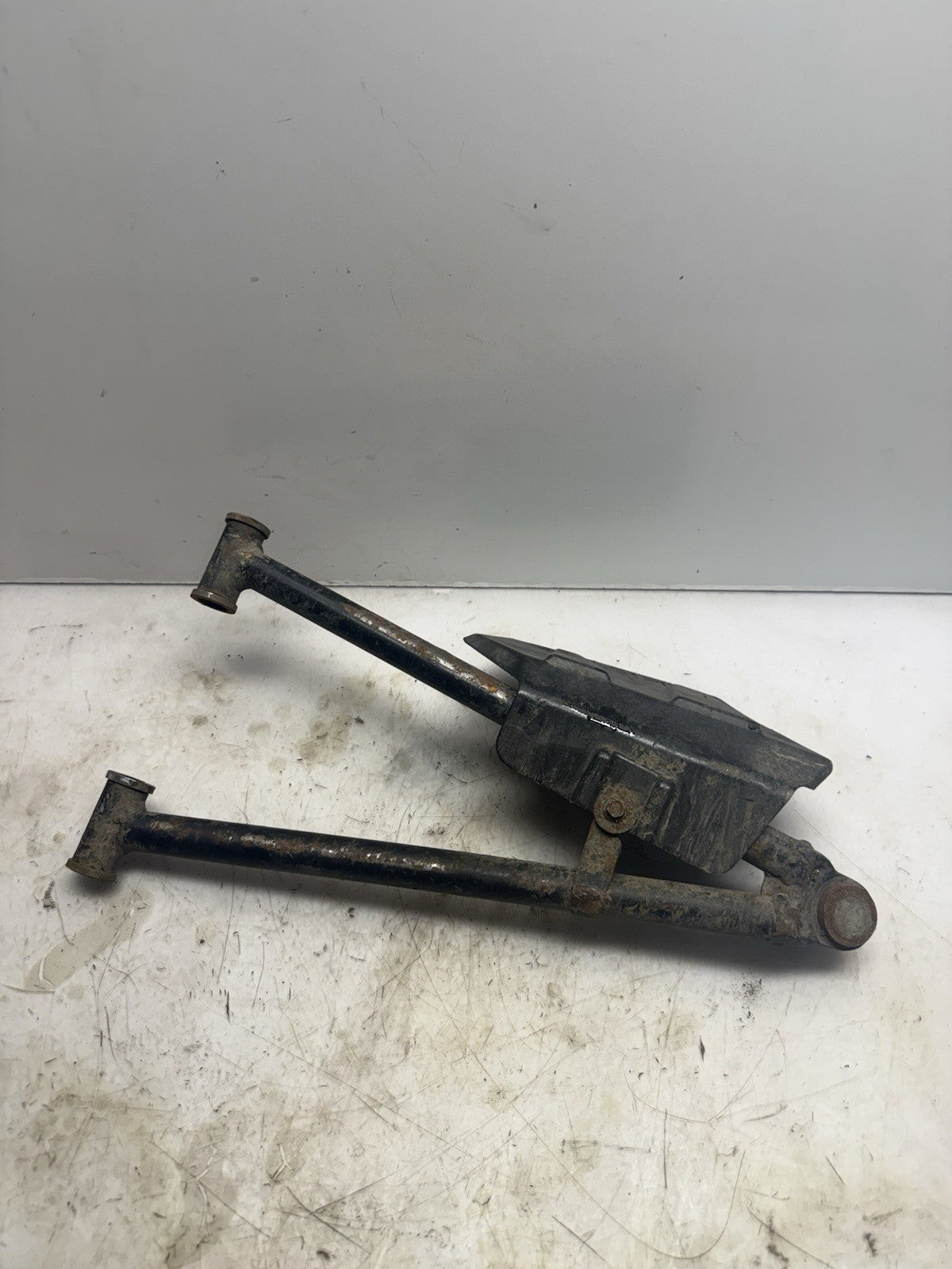 2009-2023 Polaris Sportsman Xp 850 OEM Front Lower Left Control A-Arm