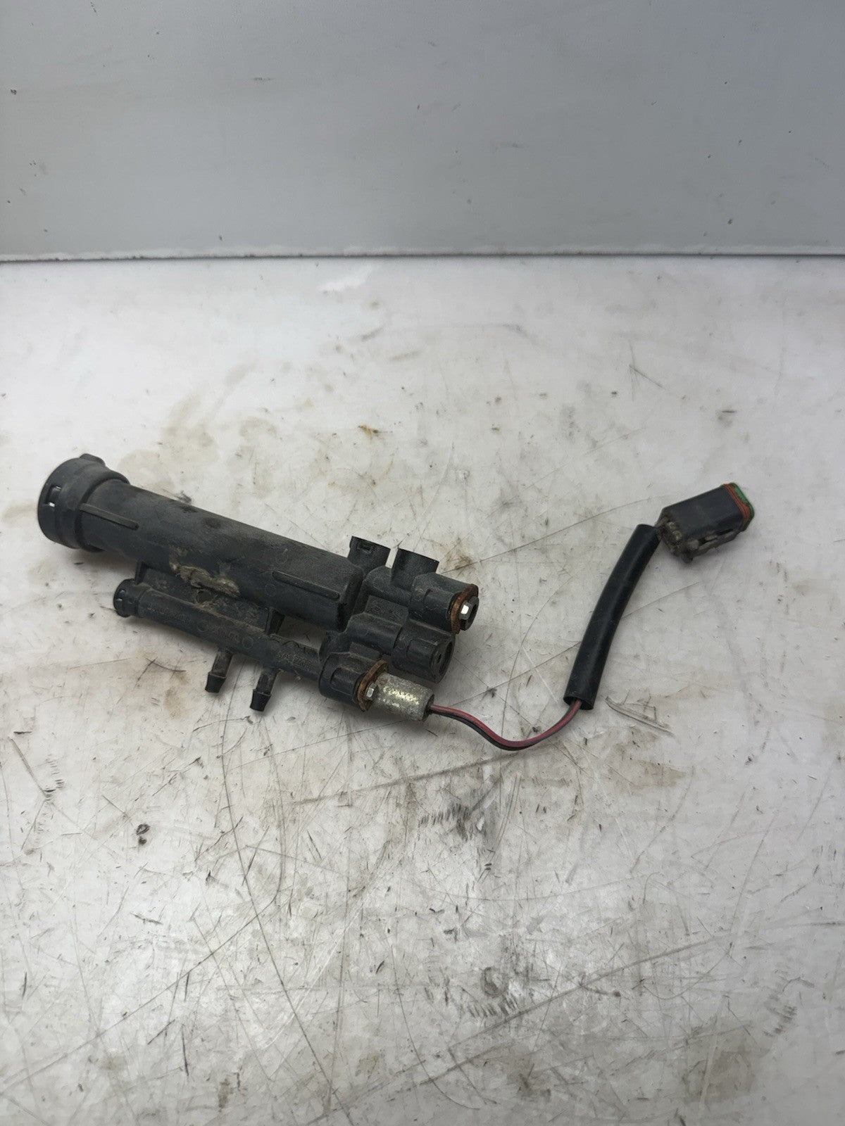 2003 SKI-DOO SUMMIT 700 OEM DPM / Altitude Pressure Manifold Solenoid