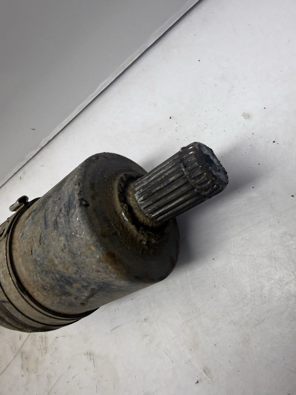 2009-2016 POLARIS SCRAMBLER 850 OEM FRONT CV HALFSHAFT AXLE 1332873