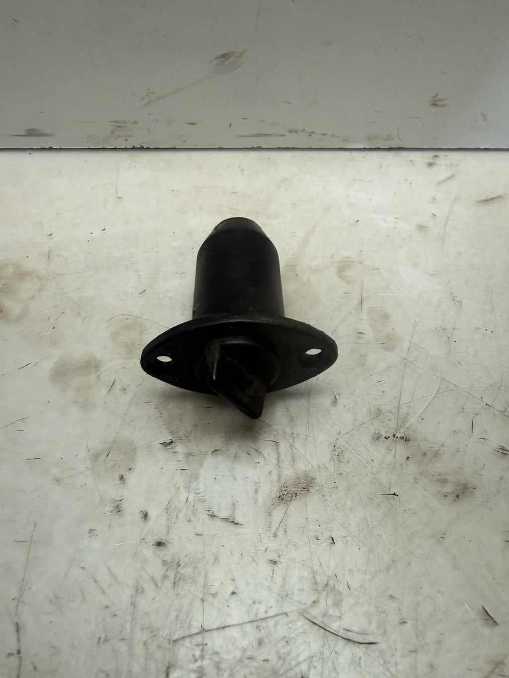 2001-2004 Sea-Doo OEM Rear Body Drain Plug Ass'y 292000685 GTX GTI RX XP