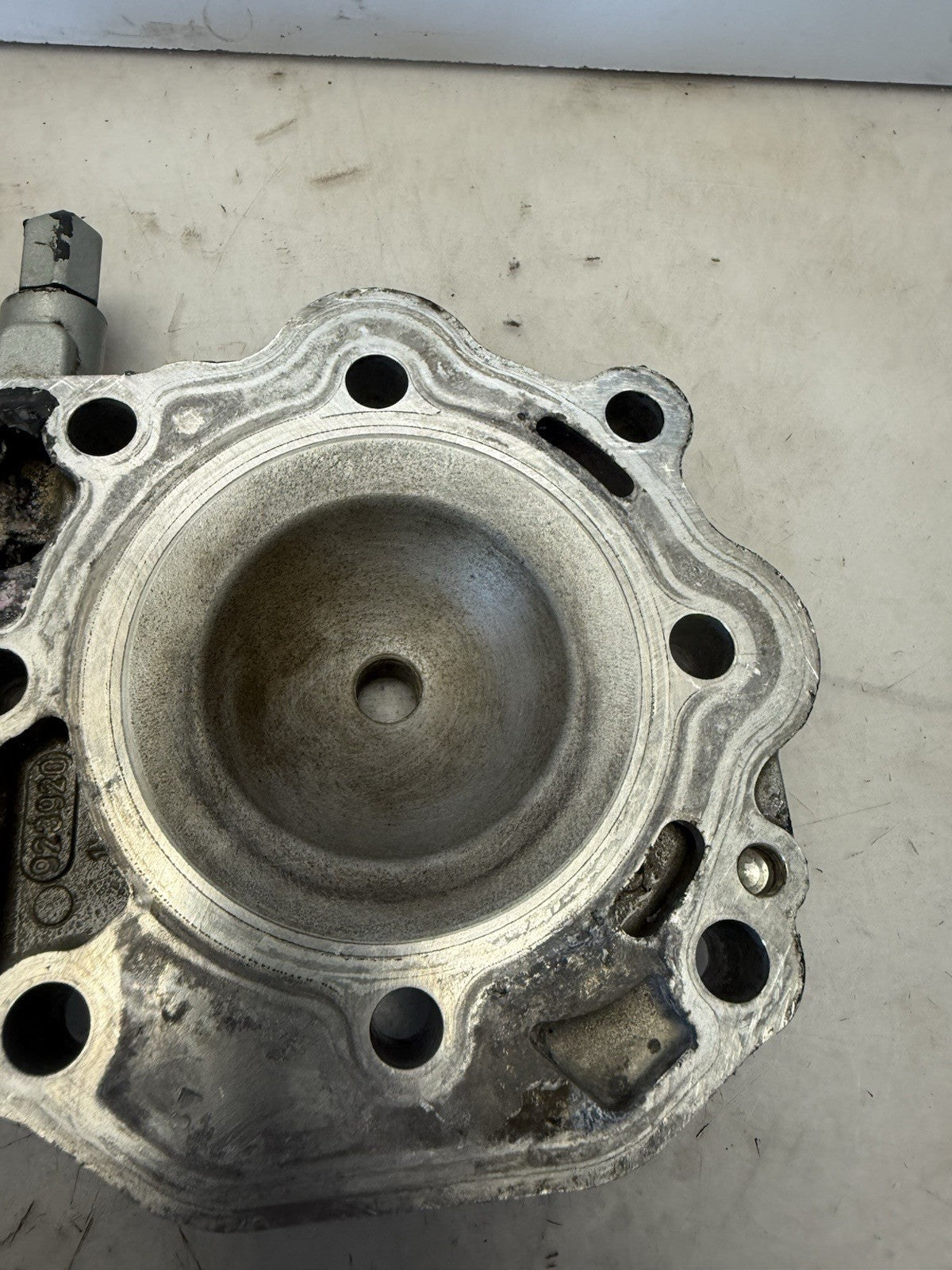 GOOD OEM SEA DOO 1998-2002 GTX XP LIMITED RX LRV 951 CARB CYLINDER HEAD