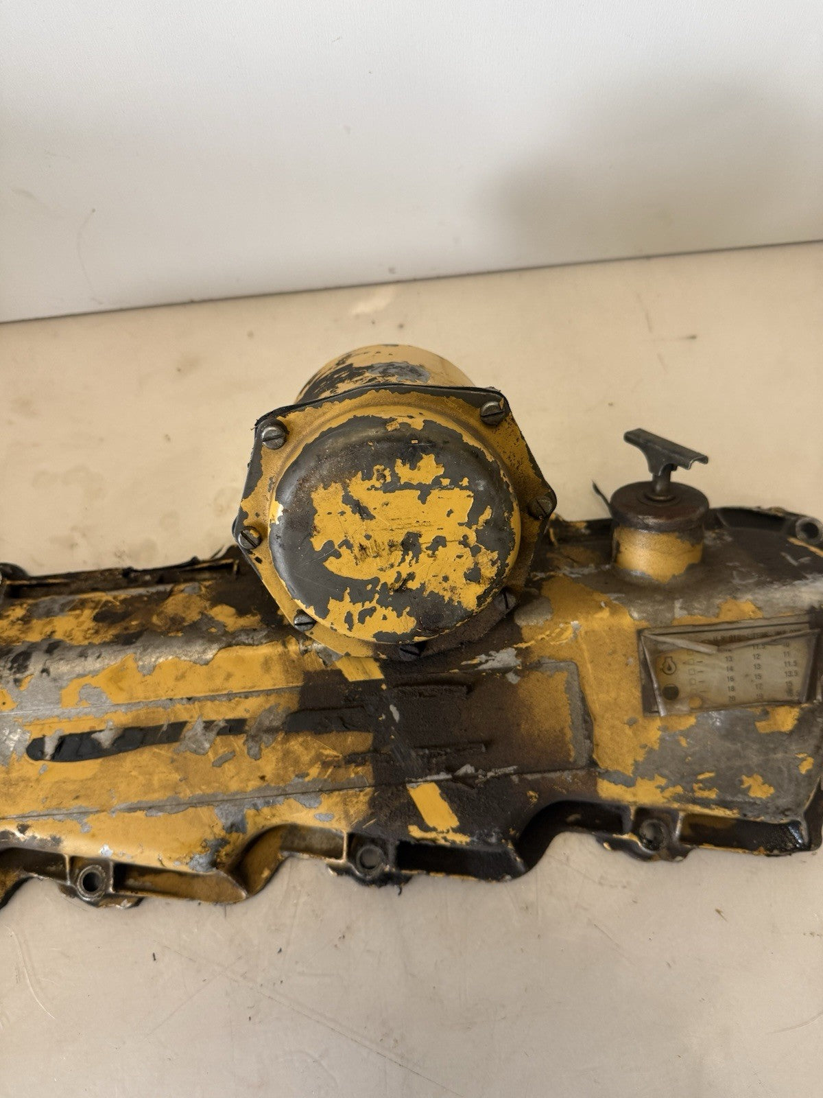 CAT Caterpillar 3208 Engine Valve Cover Drivers Side