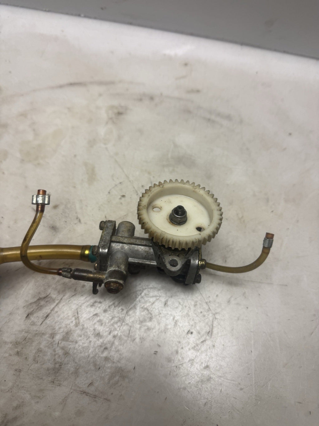 1997-2001 Ski-Doo Formula 500 Summit 670 OEM Engine Motor Oil Pump 420887930