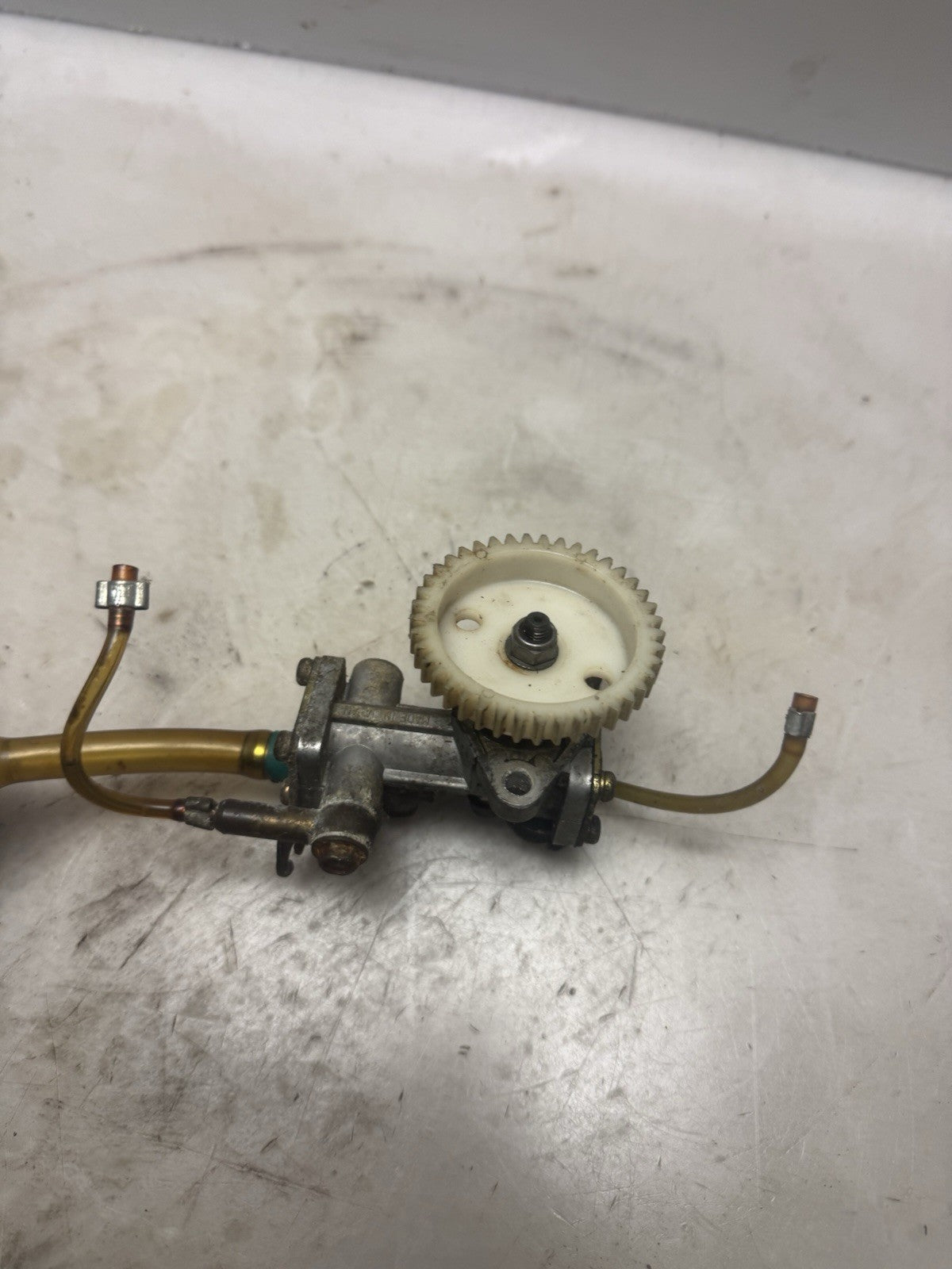 1997-2001 Ski-Doo Formula 500 Summit 670 OEM Engine Motor Oil Pump 420887930