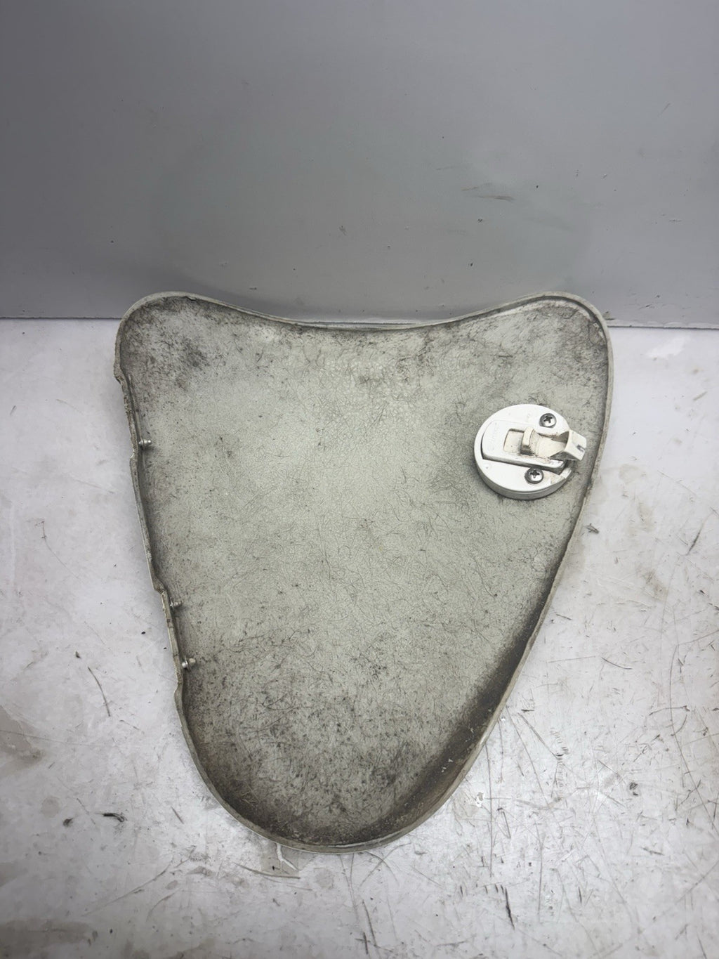 1996-2006 SEA-DOO SPORTSTER SPEEDSTER OEM FRONT STORAGE DOOR LID 204072062