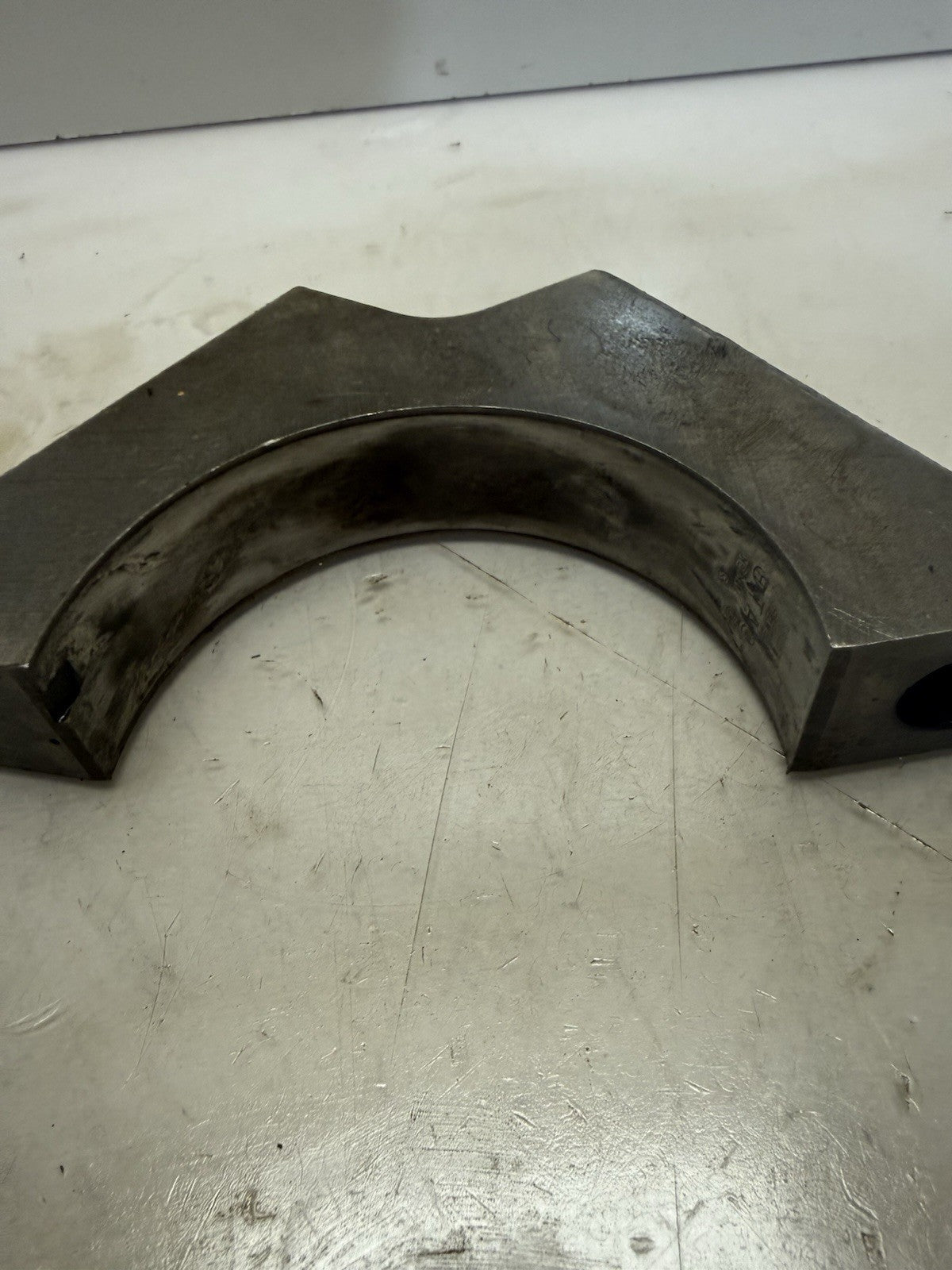Caterpillar Diesel 3208 Main Bearing Cap ML5E28