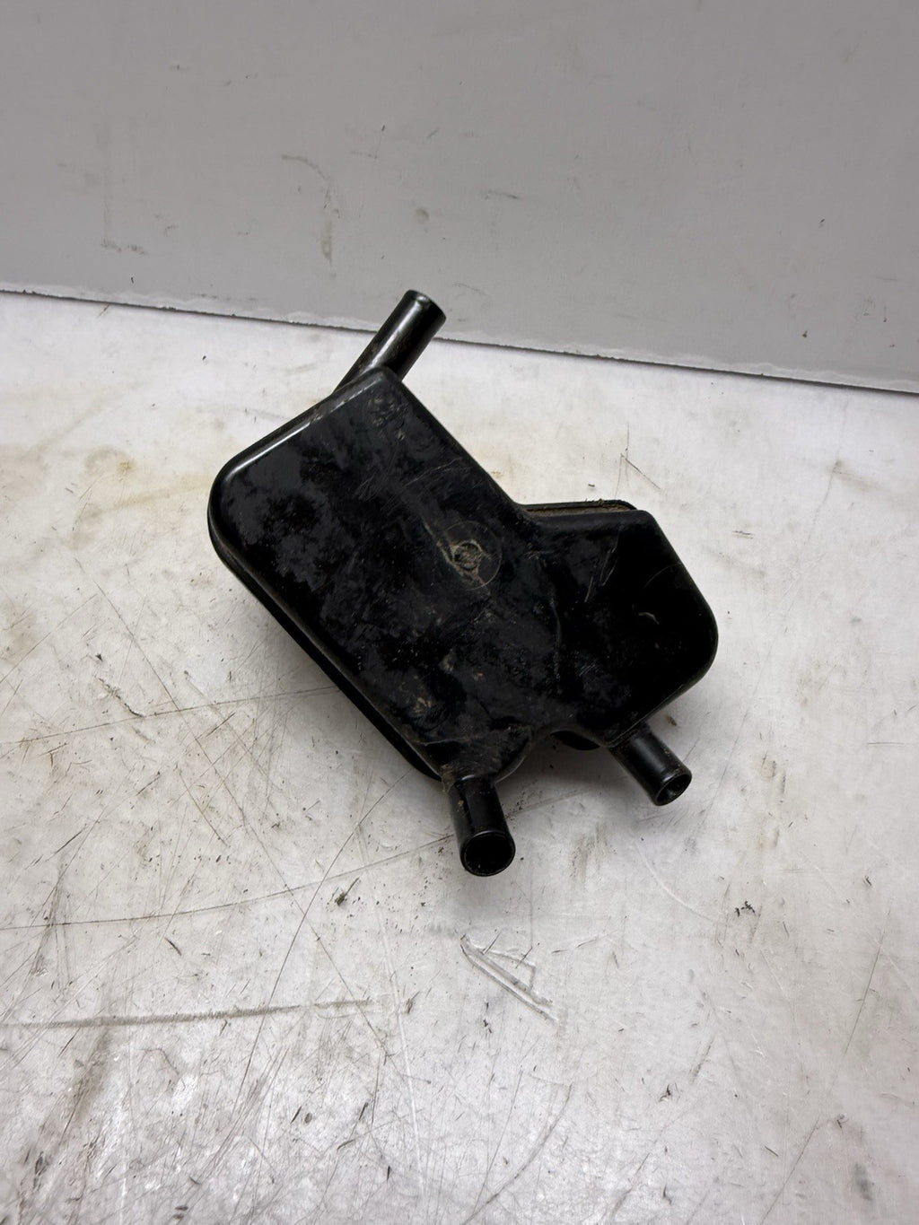2003-2008 Suzuki LTZ400 OEM Oil Return Tank Crankcase Vent Catch Can