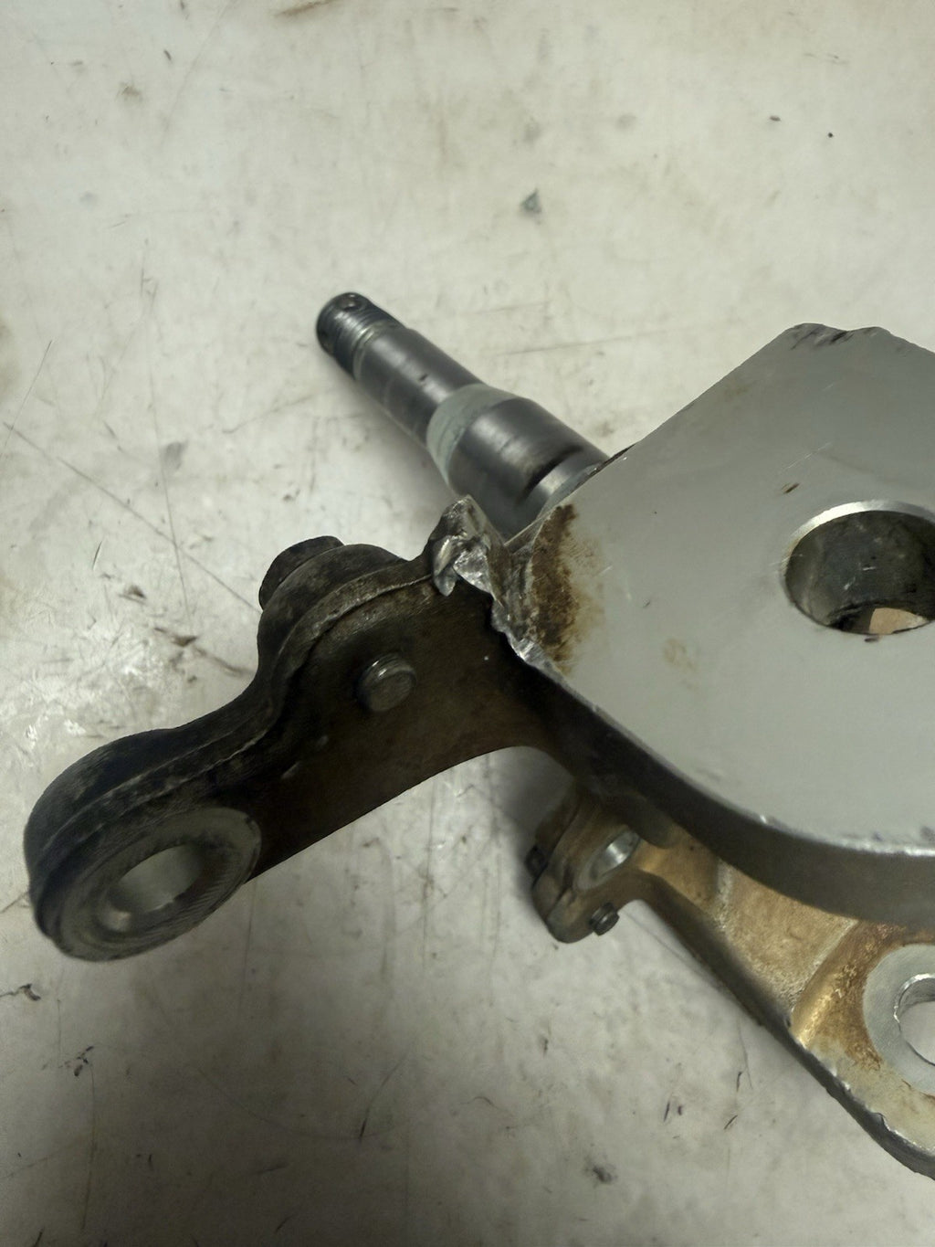 2005 Suzuki LTZ 400 OEM Front Left Spindle Hub 51230-07G20