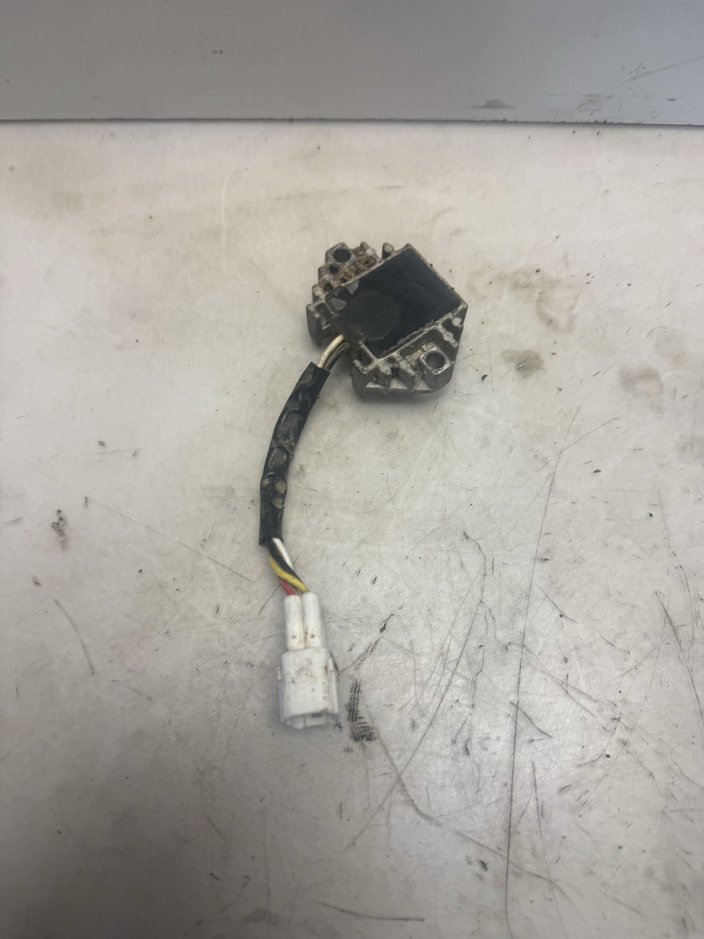 2004-2009 Yamaha YFZ450	 OEM Voltage Regulator Rectifier 5TG-81960-00-00