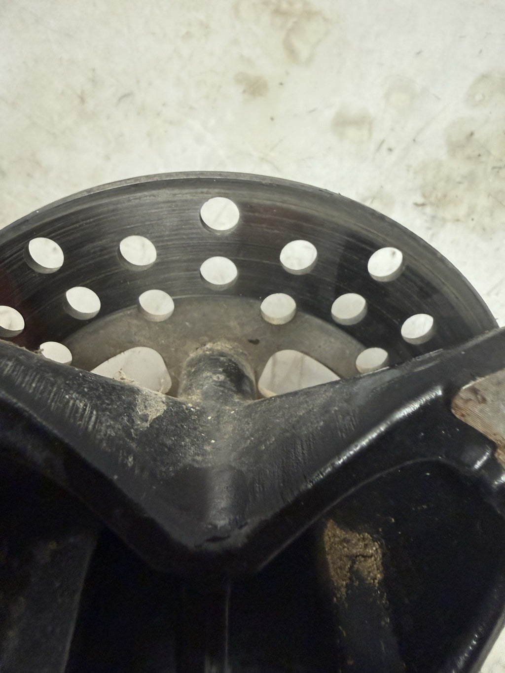 2001-2005 Yamaha YFZ450 Raptor 660R OEM Front Wheel Hub w/ Brake Disc