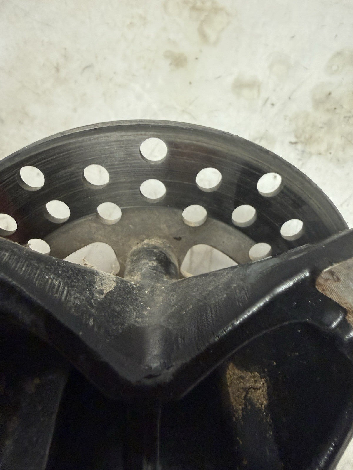 2001-2005 Yamaha YFZ450 Raptor 660R OEM Front Wheel Hub w/ Brake Disc