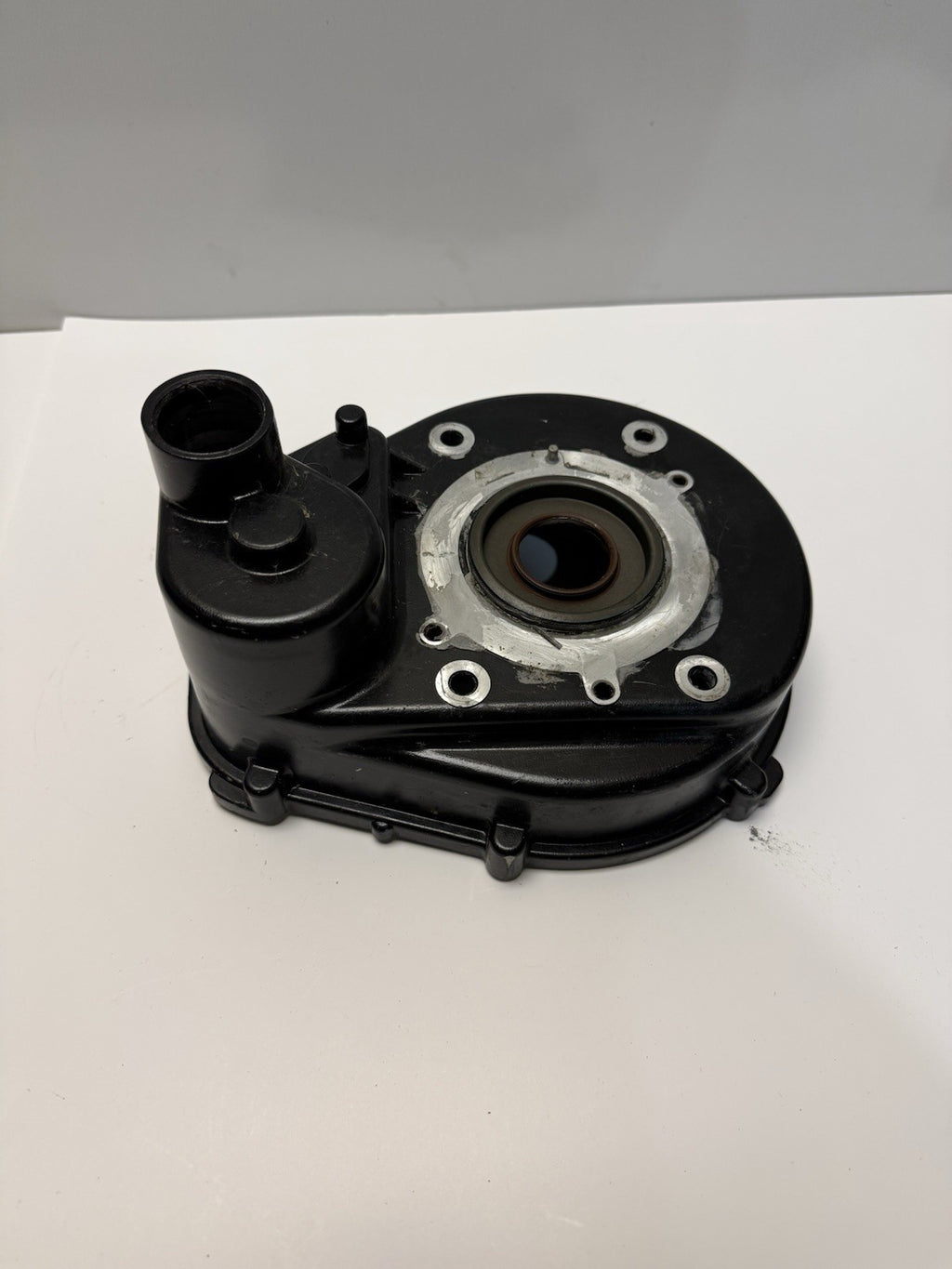 1999-2004 Polaris Virage Genesis OEM Stator Flywheel Case Housing 1201938