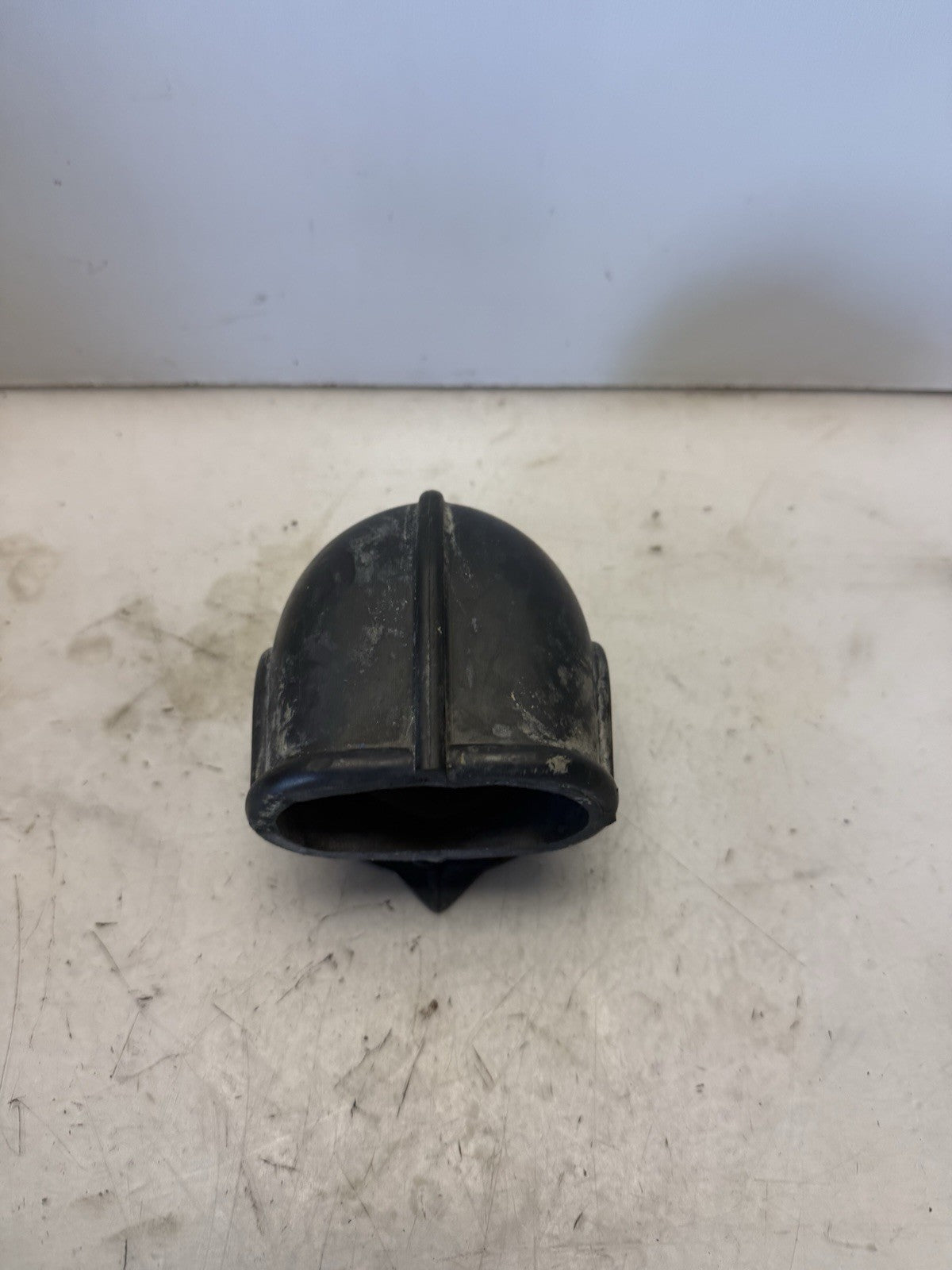 1995 Polaris SLT 750 OEM Short Air Inlet Duct 5432063