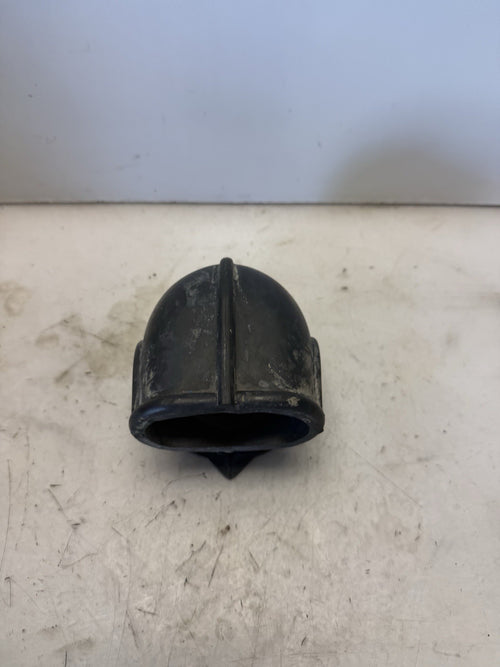 1995 Polaris SLT 750 OEM Short Air Inlet Duct 5432063