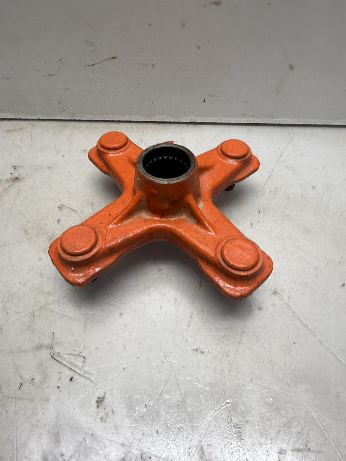 1998 Yamaha Banshee YFZ 350 OEM Left or Right Rear Wheel Collar (SPLINES GOOD)