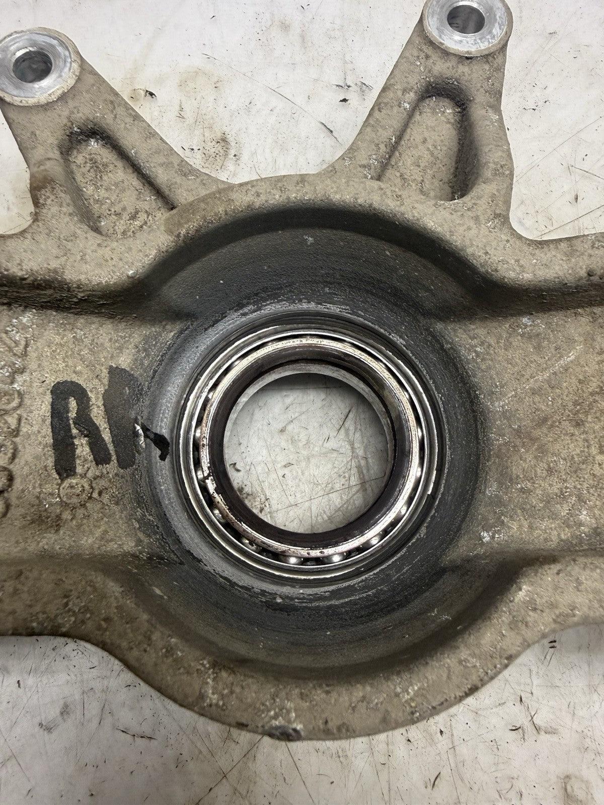 2009 Polaris Sportsman 1000 OEM Rear Right Bearing Carrier Knuckle